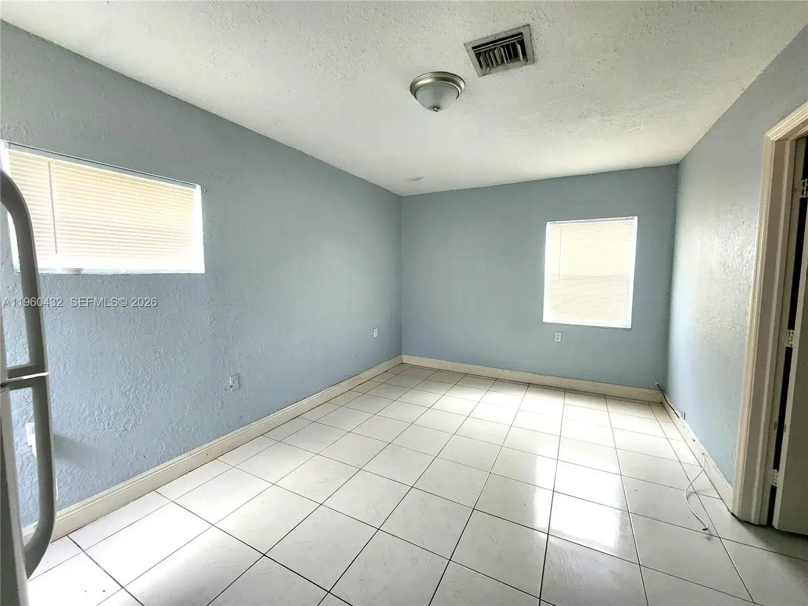 2141 NW 91st St # B, Miami FL 33147 photo 4