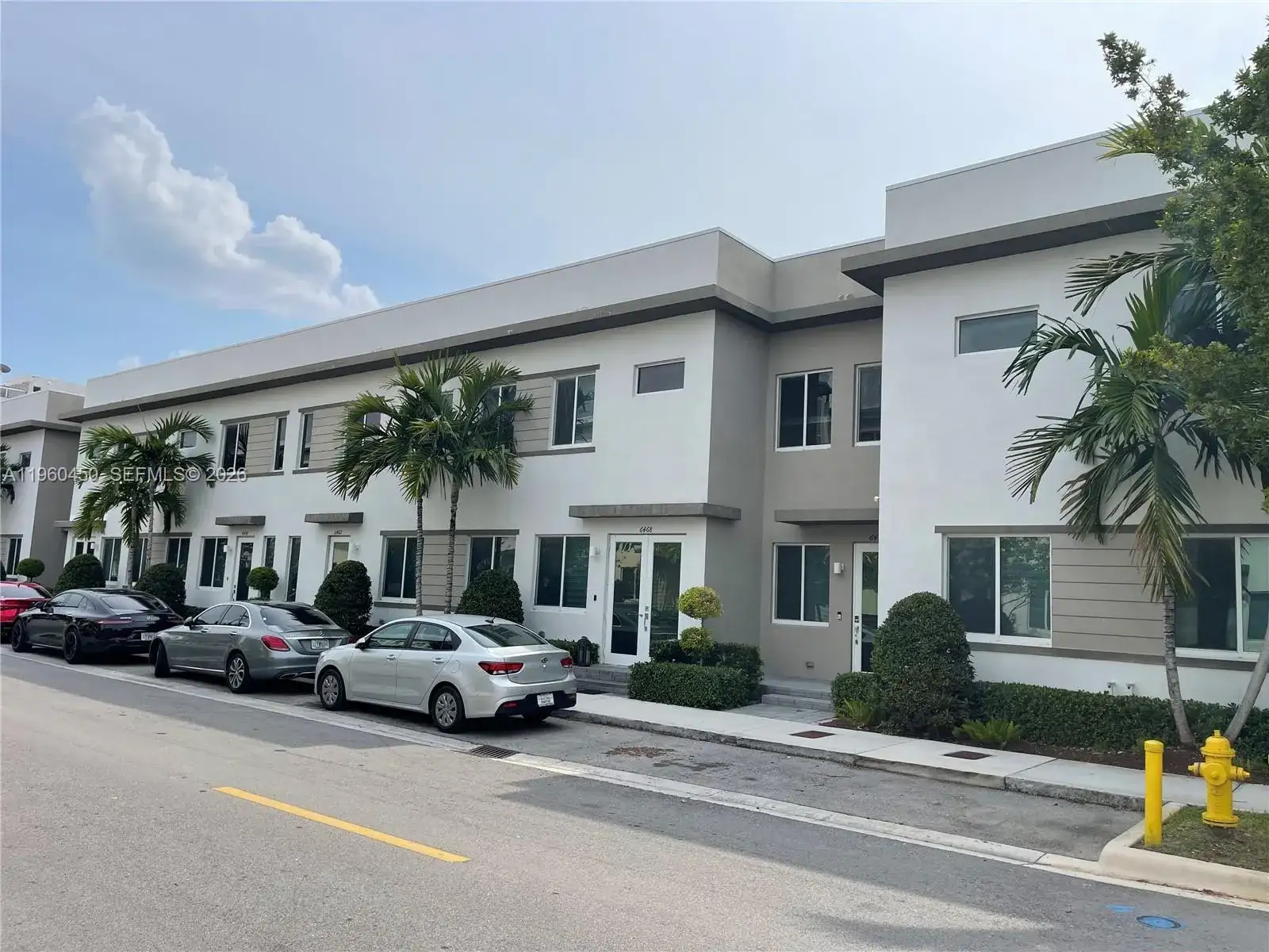 6472 NW 103rd Pl, Doral FL 33178 photo 2
