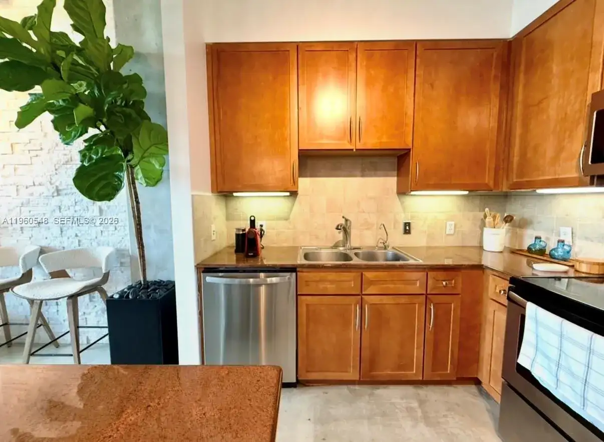 2001 Biscayne Blvd # 3608, Miami FL 33137 photo 5