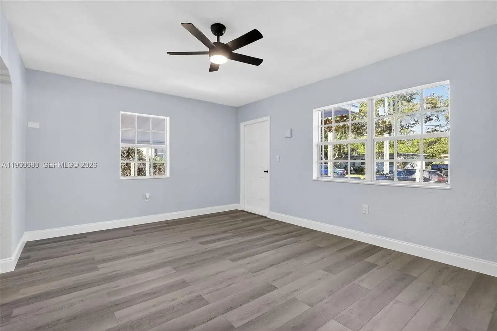 870 NE 144th St, North Miami FL 33161 photo 4