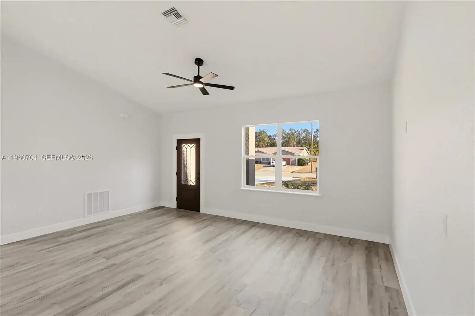 3825 Citroen Dr, Sebring FL 33872 photo 3