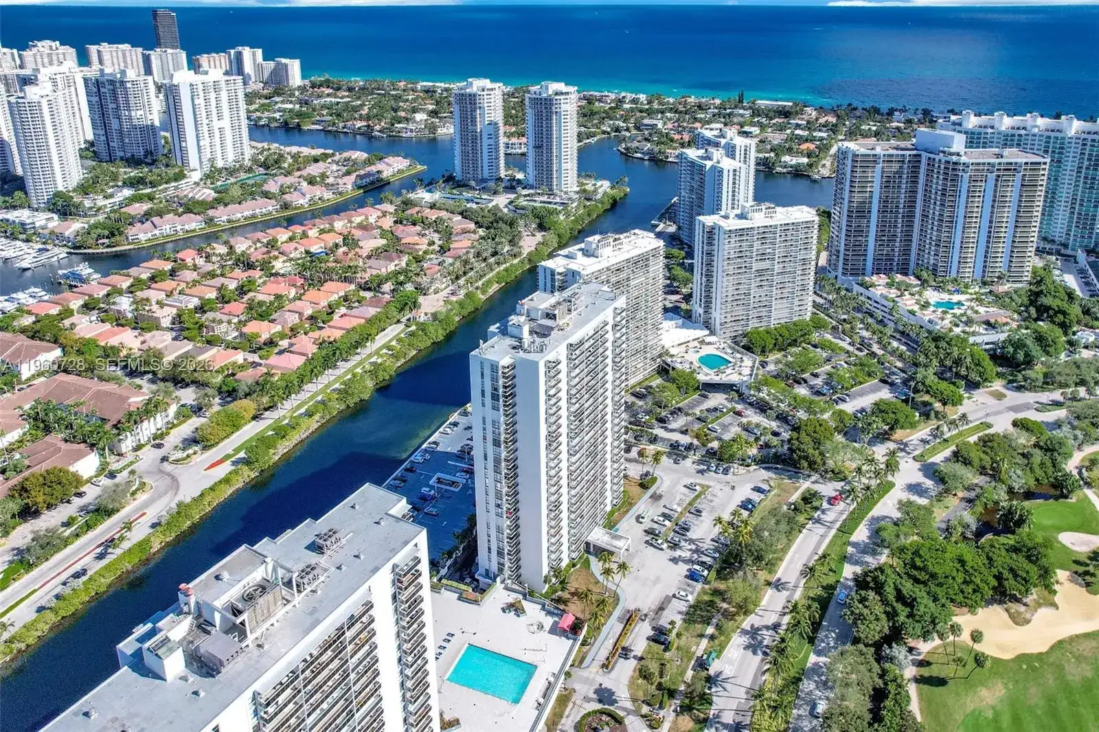3675 N Country Club Dr # 2204, Aventura FL 33180 photo 5