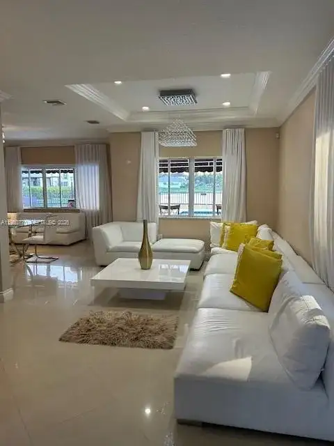 1710 SW 154th Path, Miami FL 33185 photo 3