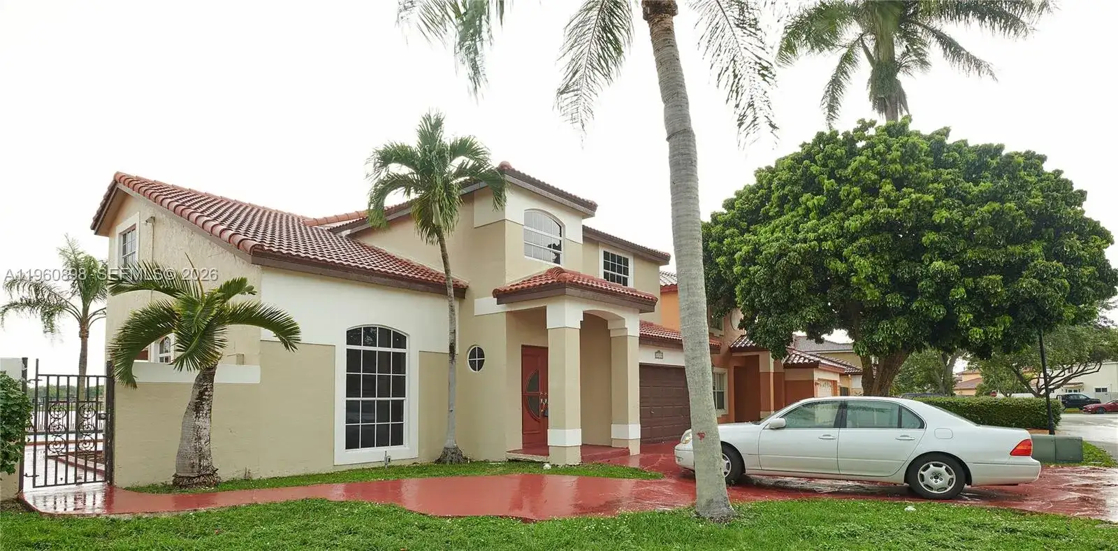 20030 NW 83rd Ct, Hialeah FL 33015 photo 3