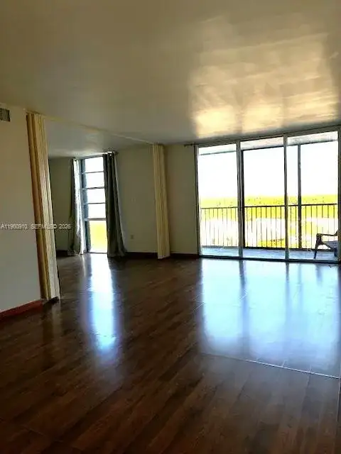 2500 NE 135th St # B506, North Miami FL 33181 photo 3