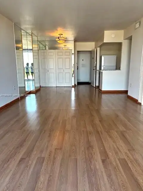 2500 NE 135th St # B506, North Miami FL 33181 photo 4