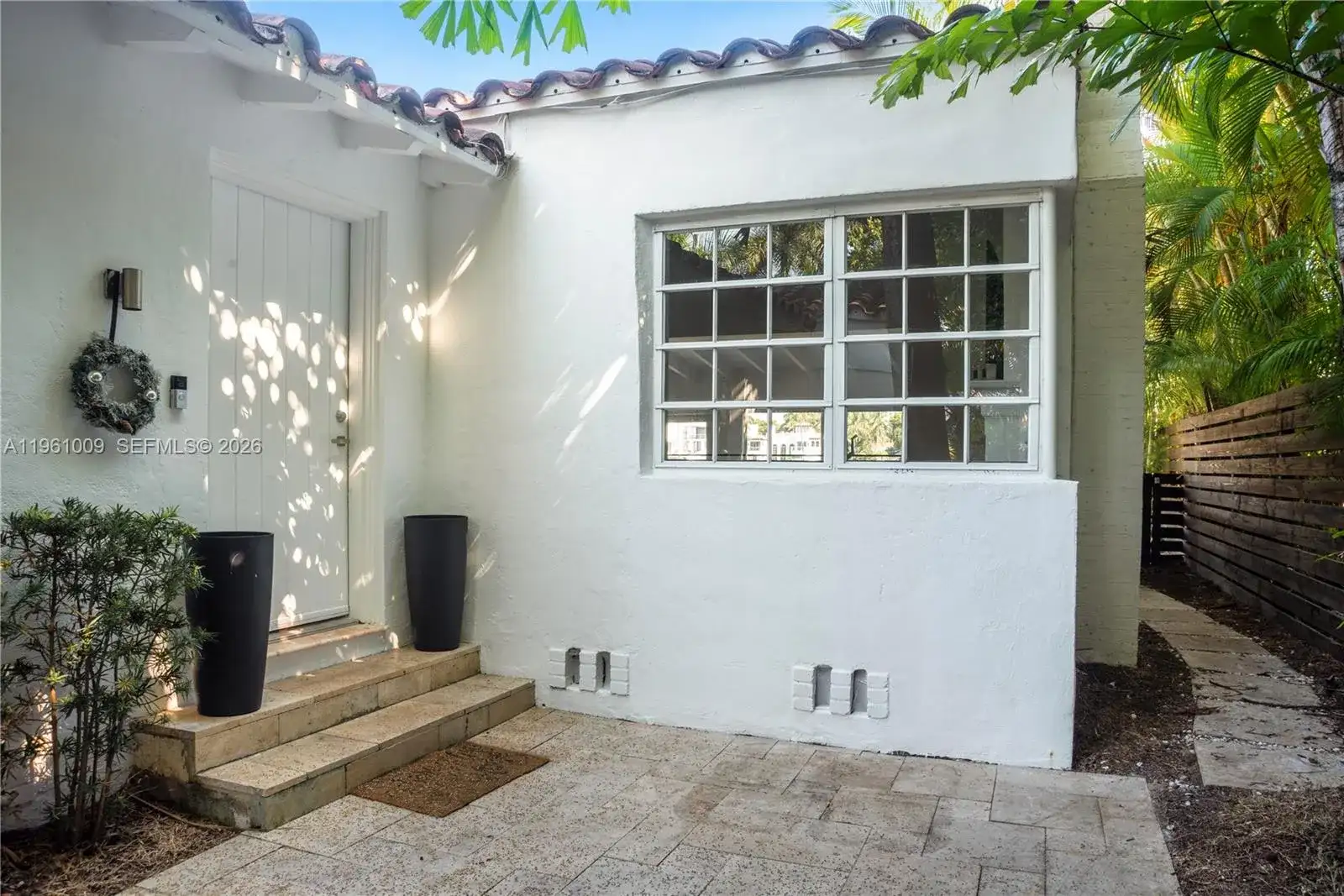 253 N Coconut Ln, Miami Beach FL 33139 photo 2