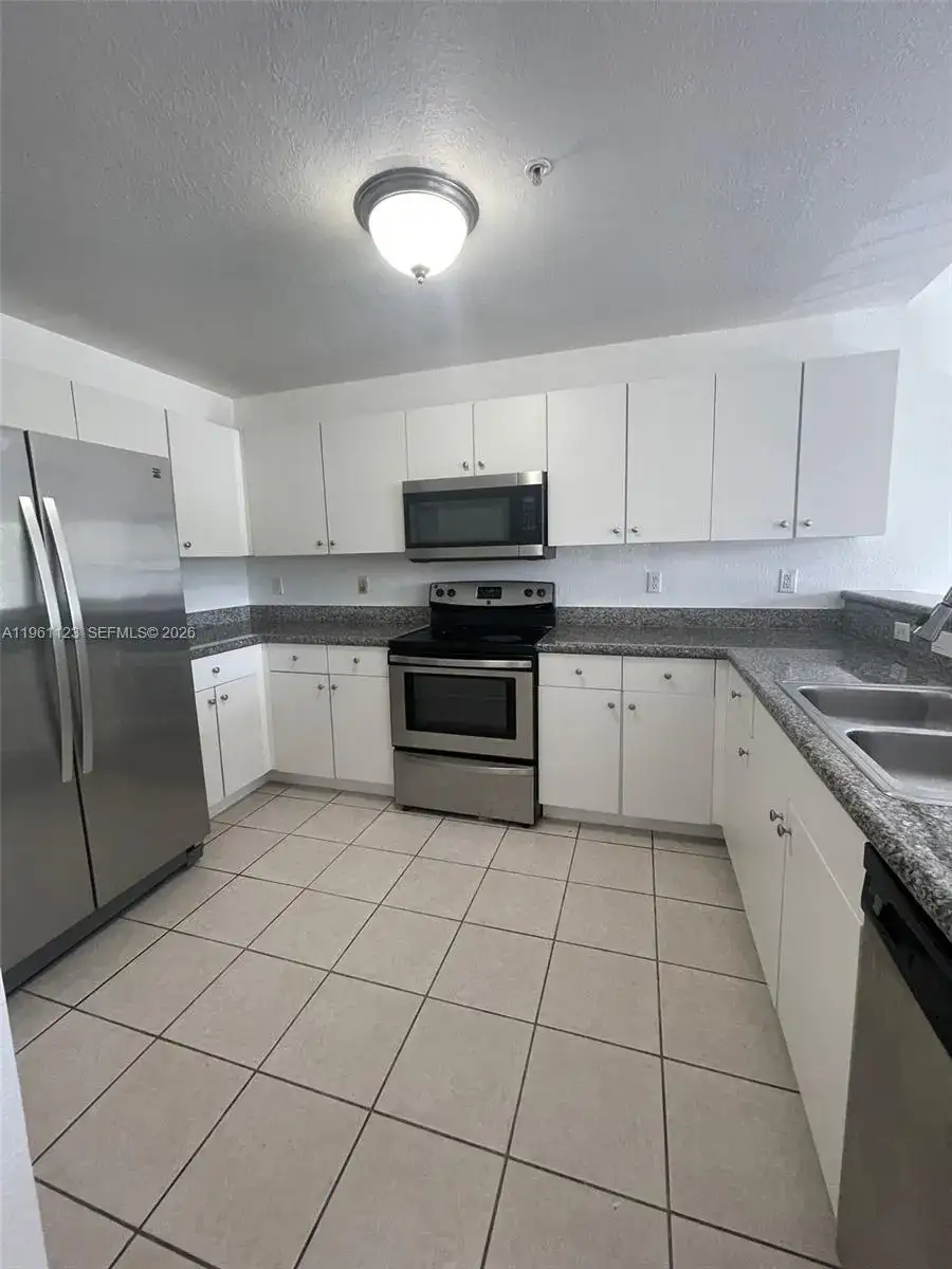 11201 NW 83rd St # 203, Doral FL 33178 photo 3
