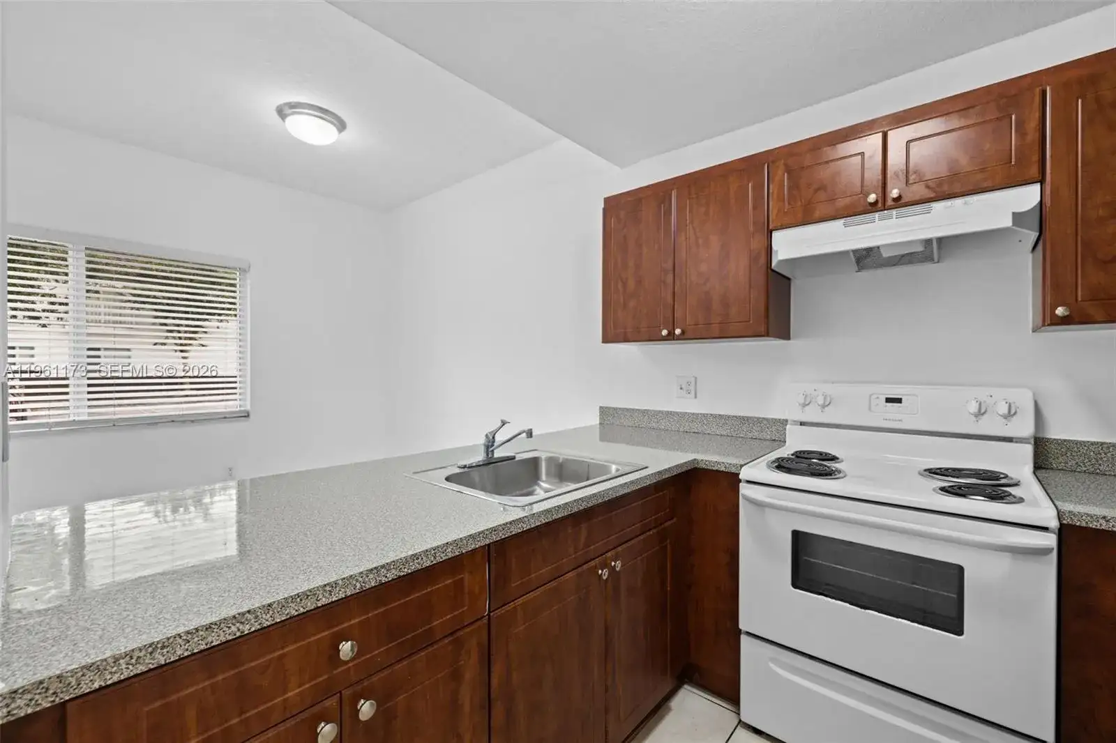 2437 W 78th St # 104, Hialeah FL 33016 photo 5