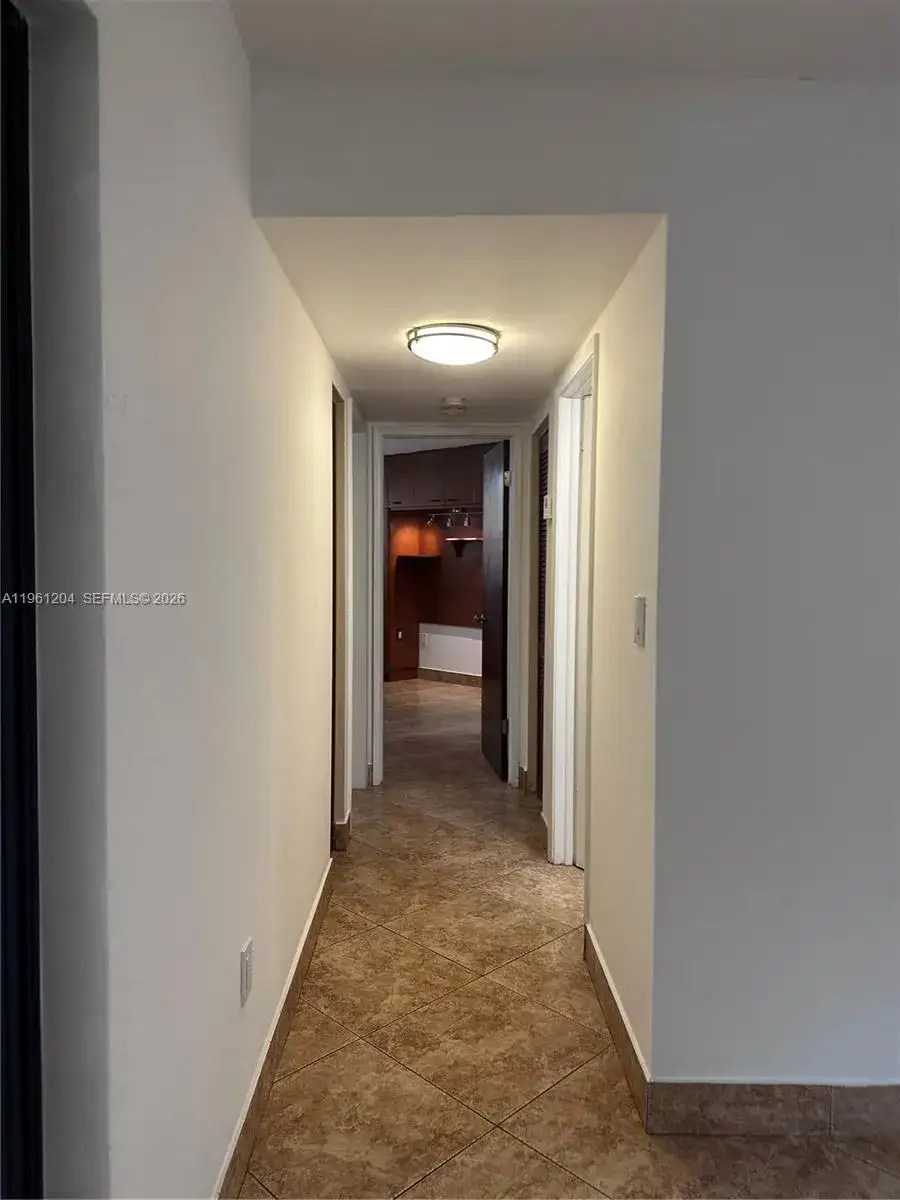 10257 NW 9th St Cir # 10, Miami FL 33172 photo 5