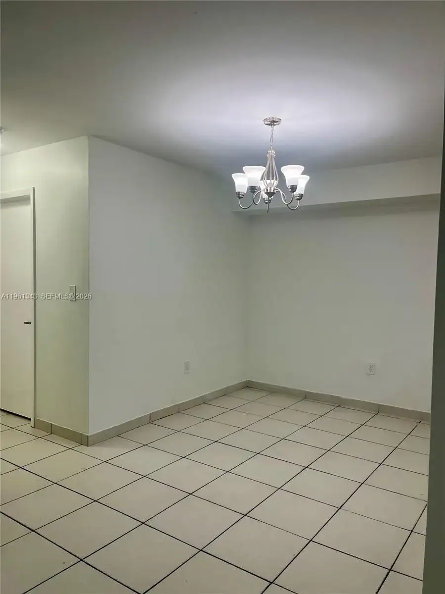 11800 SW 18th St # 4, Miami FL 33175 photo 3