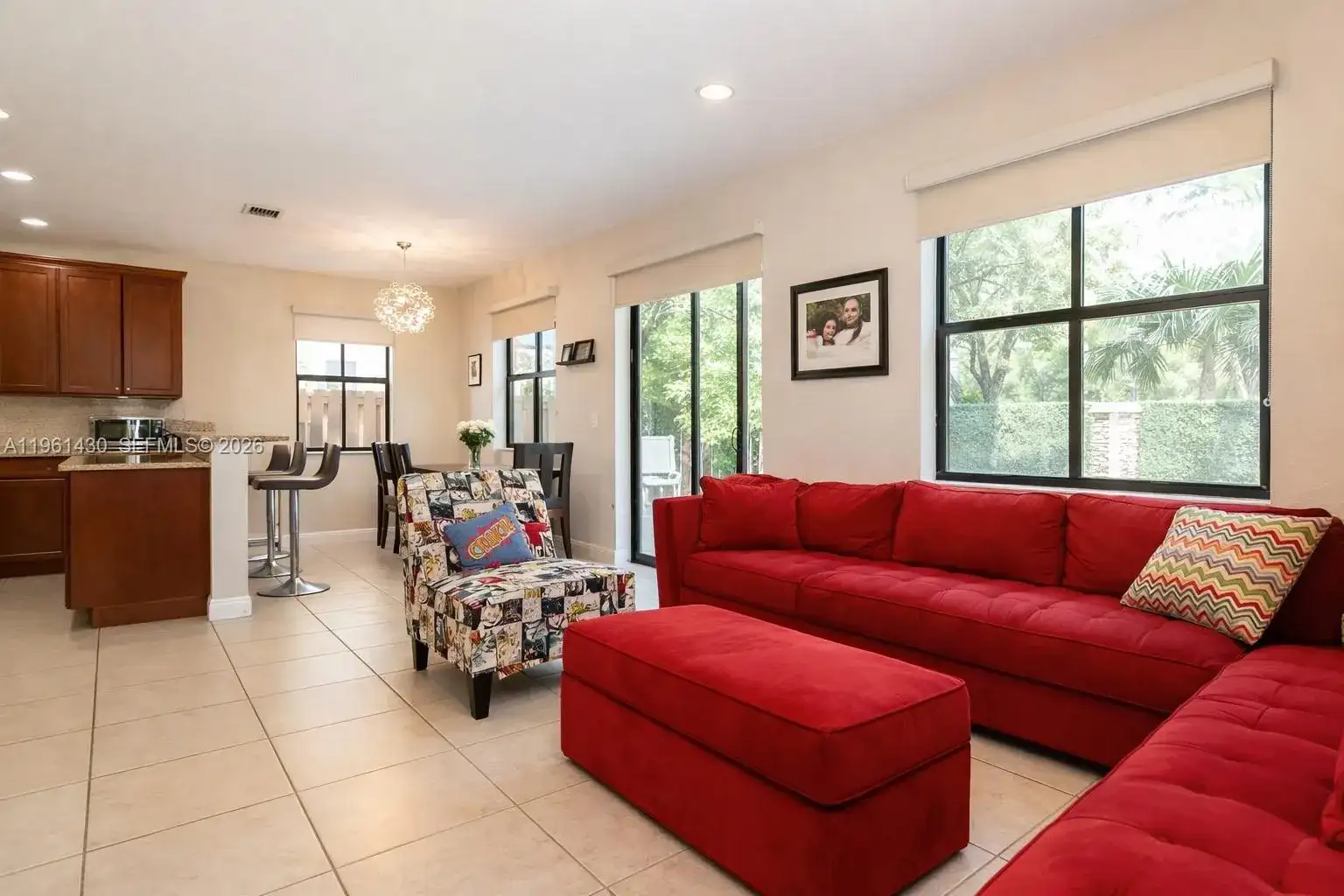 10013 NW 89th Ter, Doral FL 33178 photo 3