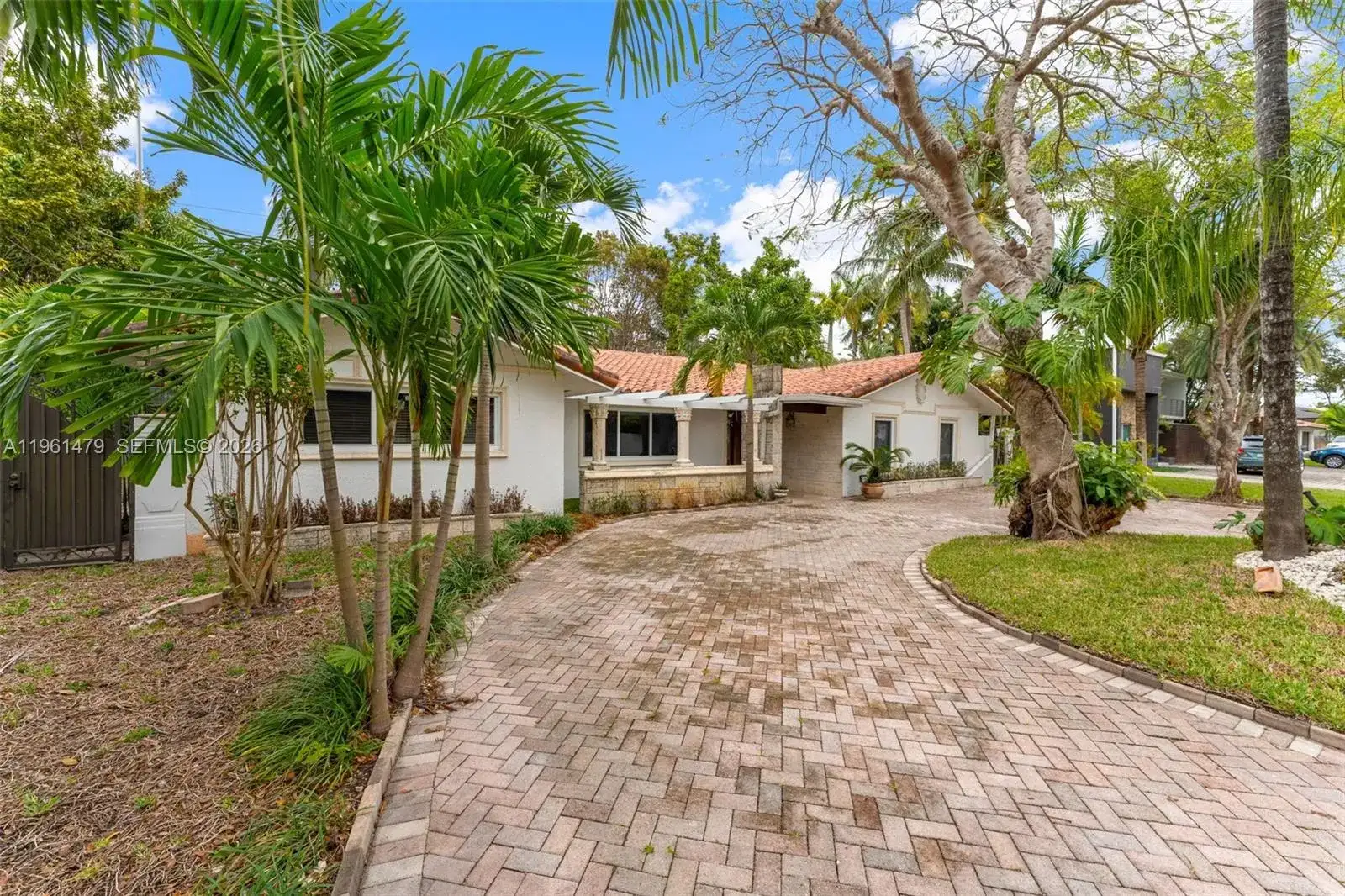 5961 SW 56th Ter, South Miami FL 33143 photo 3