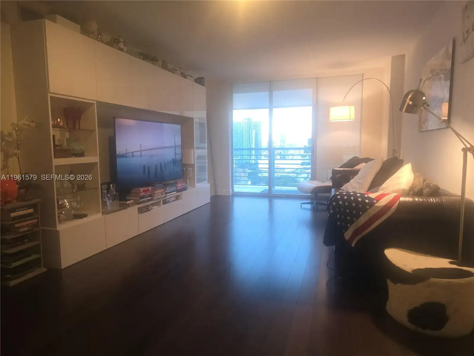 335 S Biscayne Blvd # 3400, Miami FL 33131 photo 2
