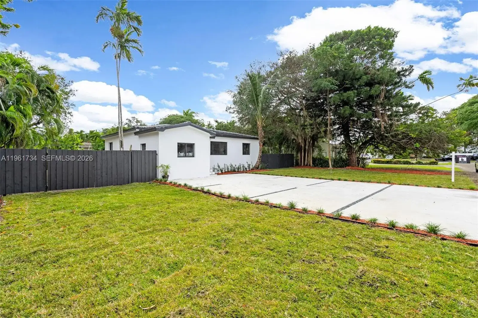 5933 SW 61st Ave, South Miami FL 33143 photo 2