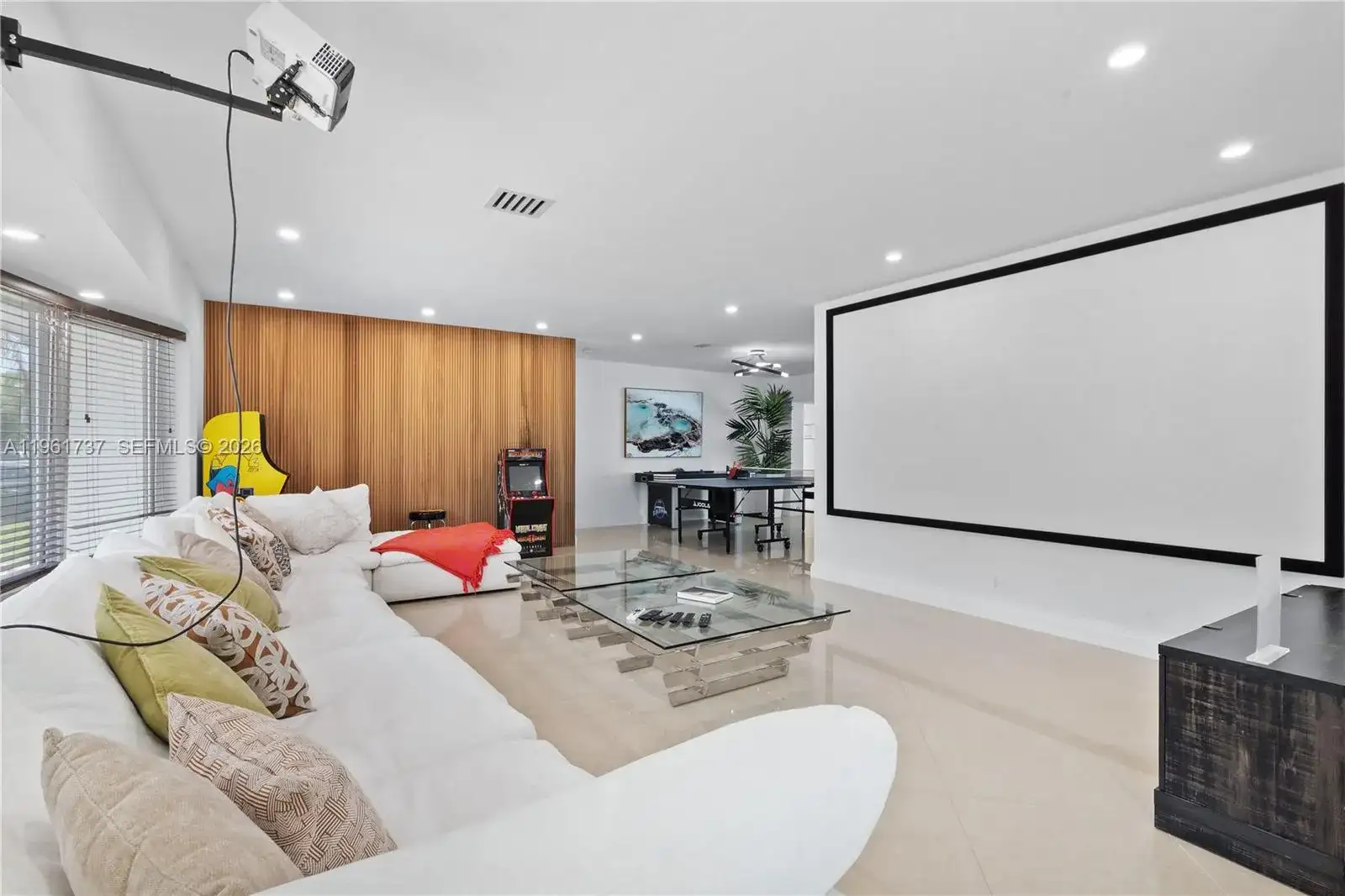 1144 Adams St, Hollywood FL 33019 photo 3