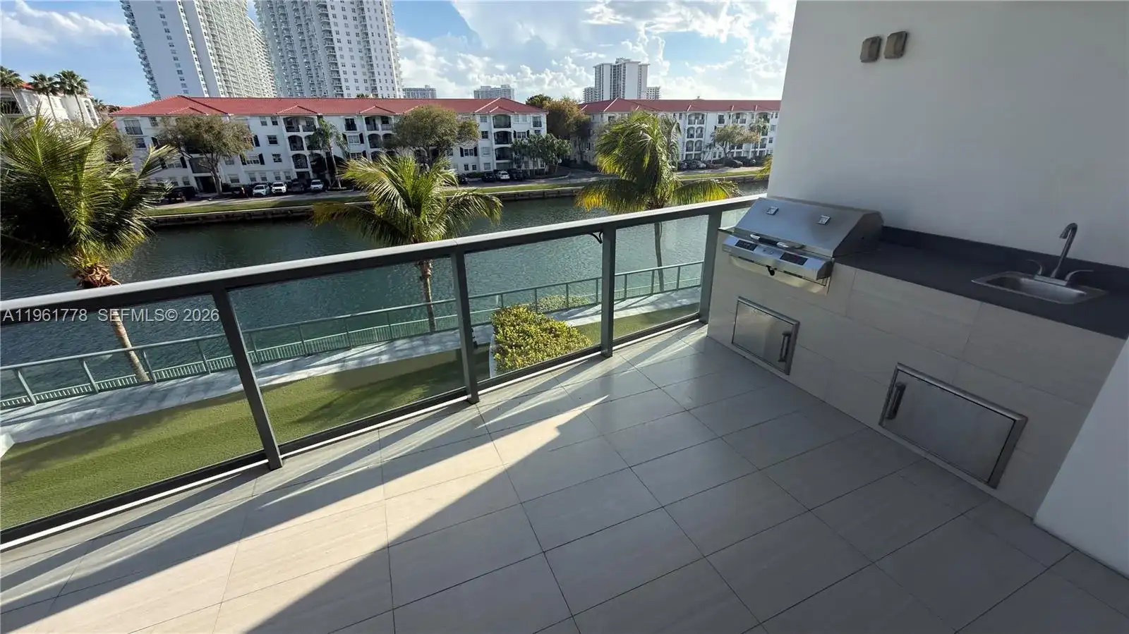 3250 NE 188th St # 204, Aventura FL 33180 photo 4