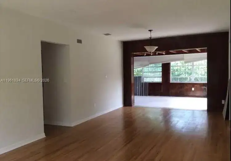 730 NE 139 ST, North Miami FL 33161 photo 3