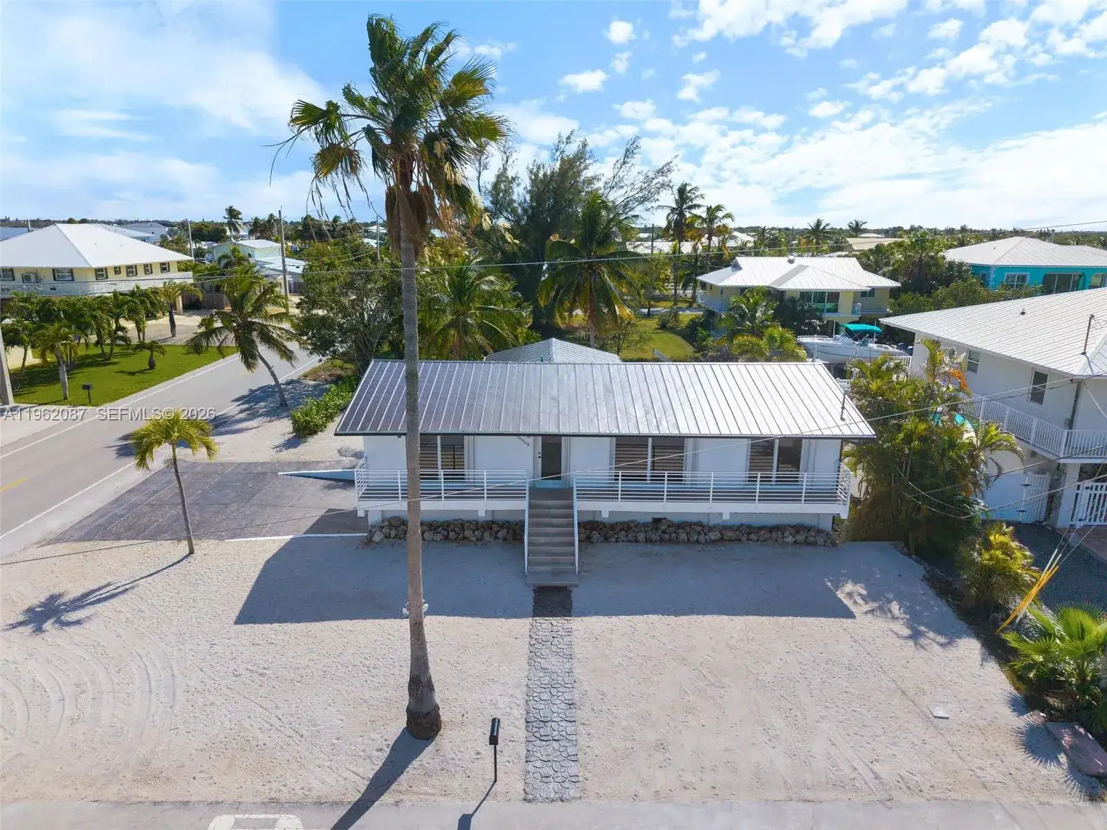 30368 Killdeer Ln, Big Pine FL 33043 photo 3