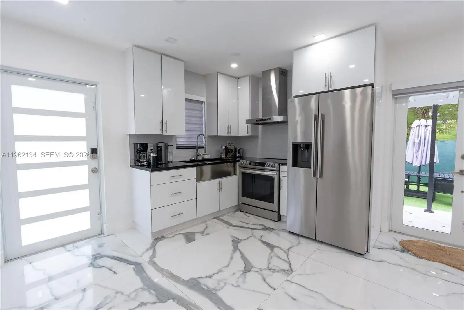 2840-2842 NW 13th St, Miami FL 33125 photo 5