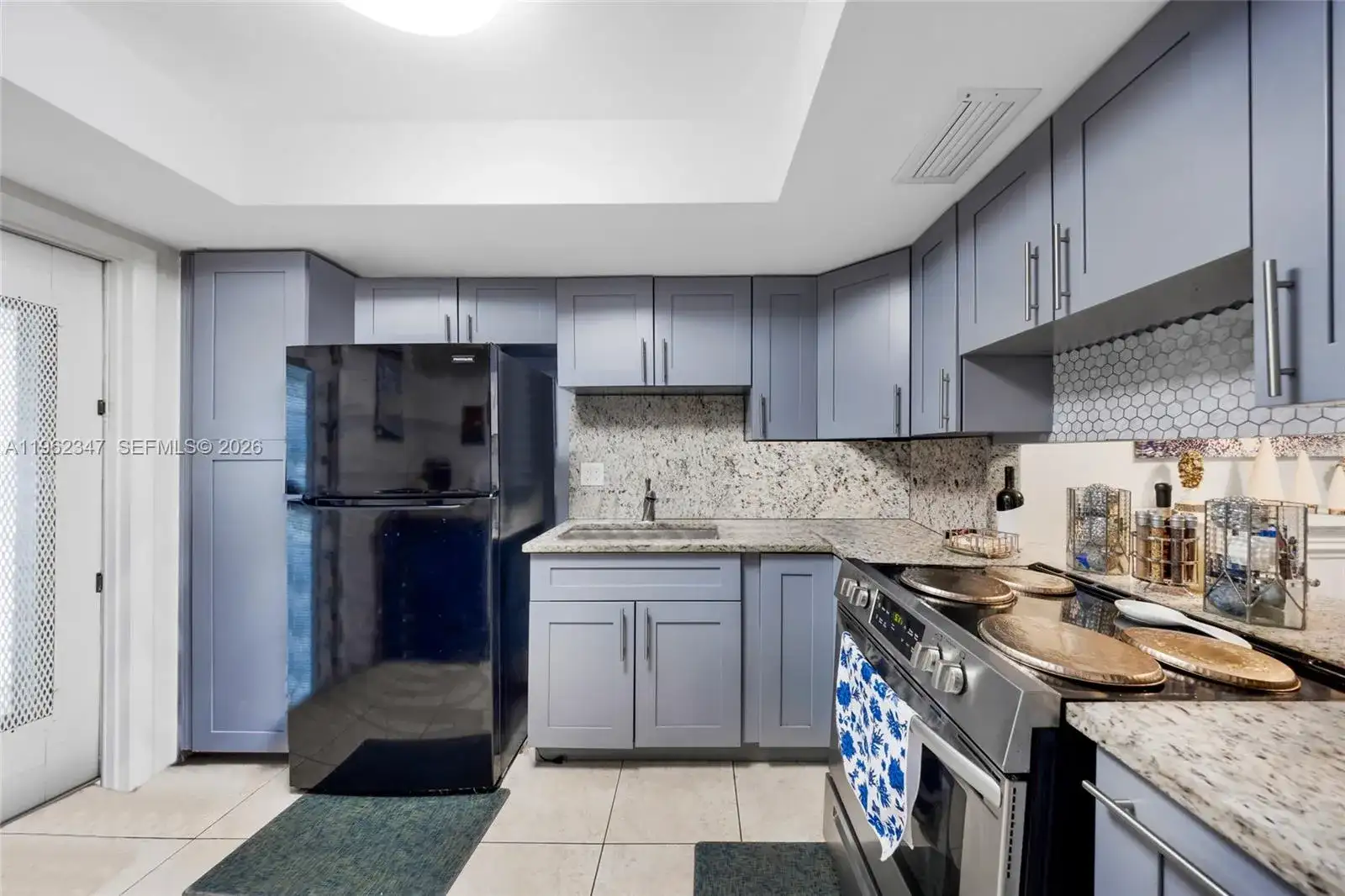 19051 NE 2nd Ave # 1516, Miami FL 33179 photo 3