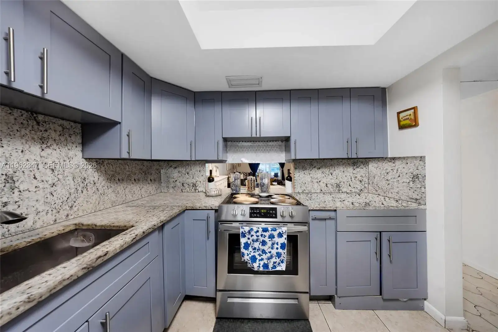 19051 NE 2nd Ave # 1516, Miami FL 33179 photo 4