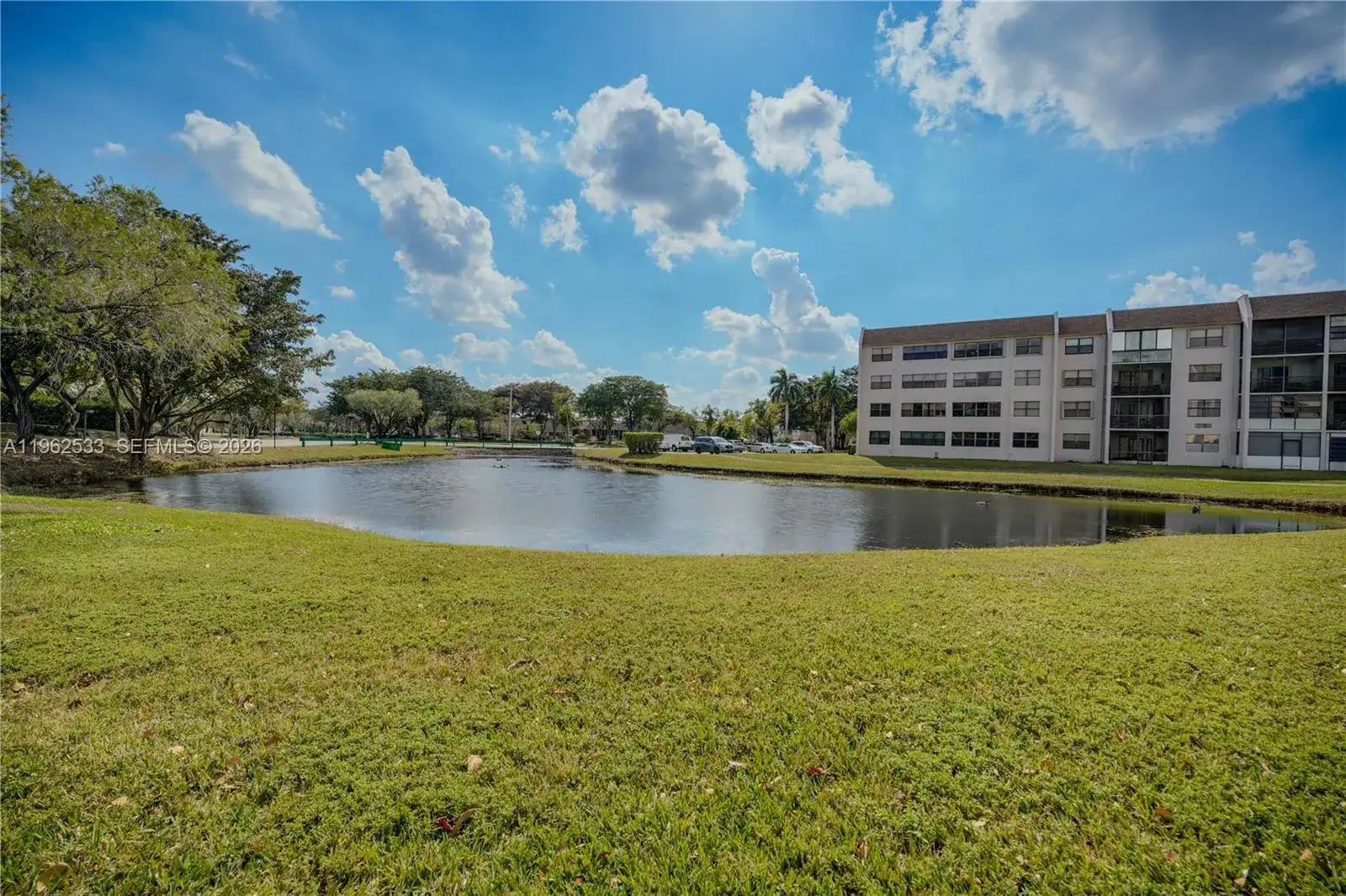 2901 N Nob Hill Rd # 303, Sunrise FL 33322 photo 2