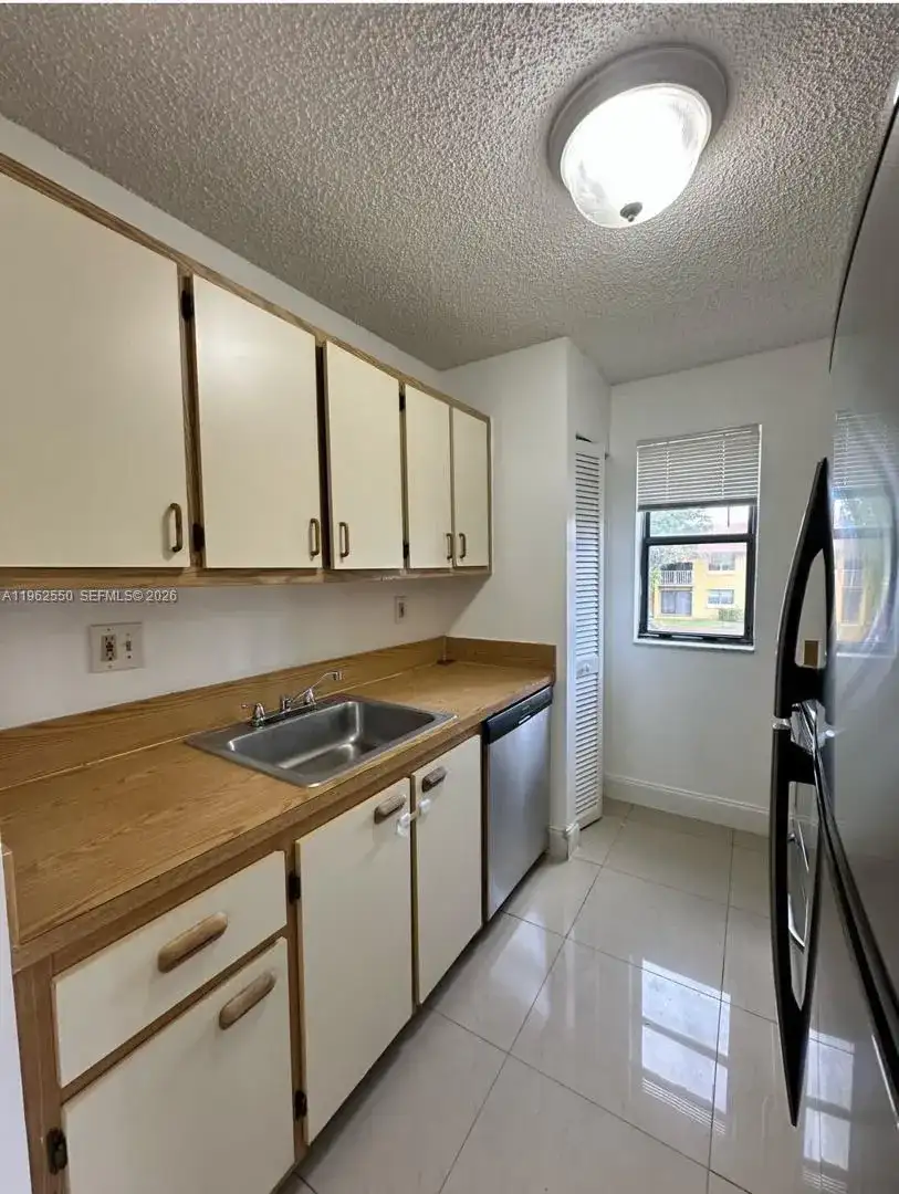 15630 SW 80th St # 201, Miami FL 33193 photo 4