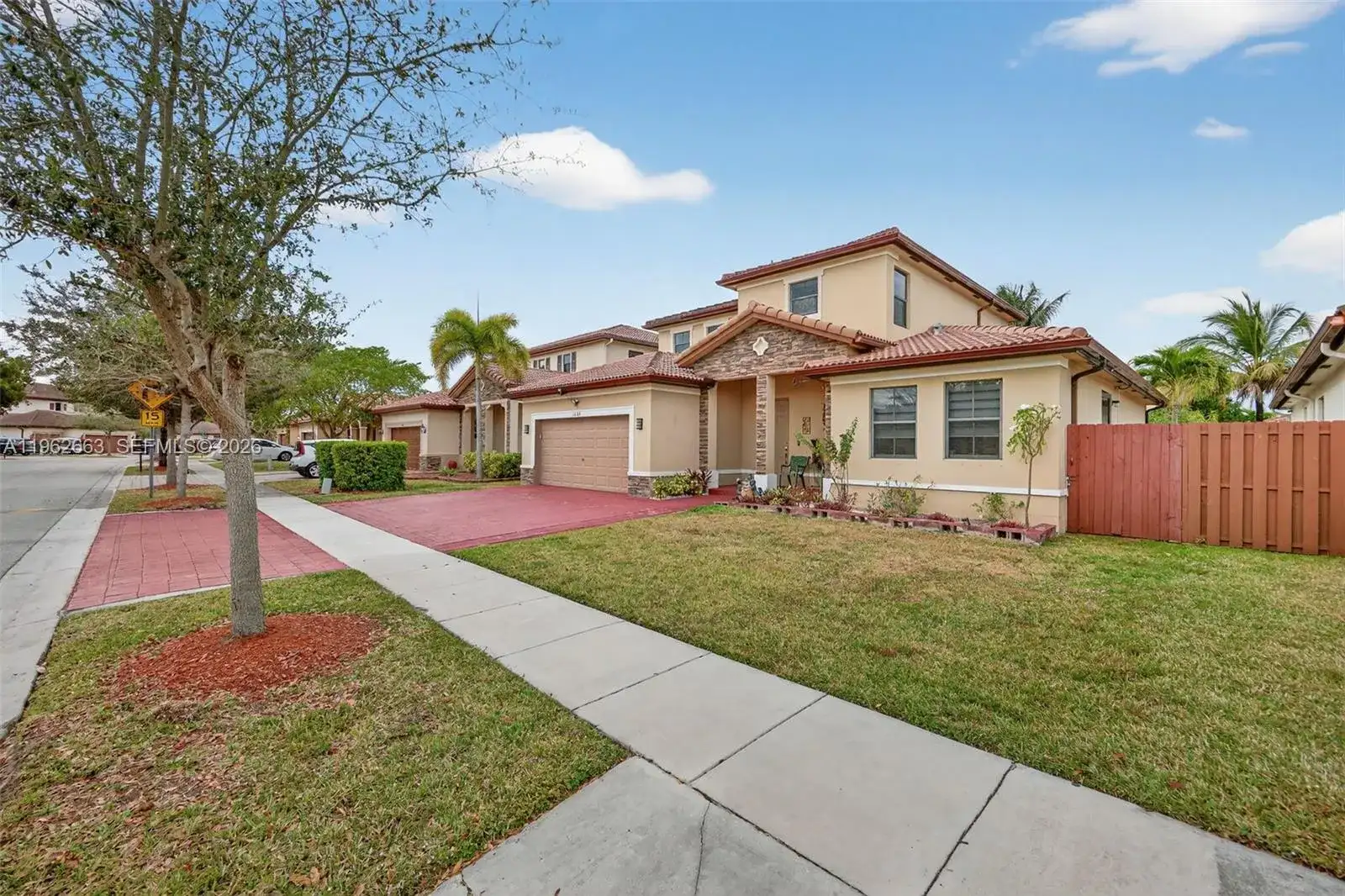 3669 SE 2nd Ct, Homestead FL 33033 photo 2