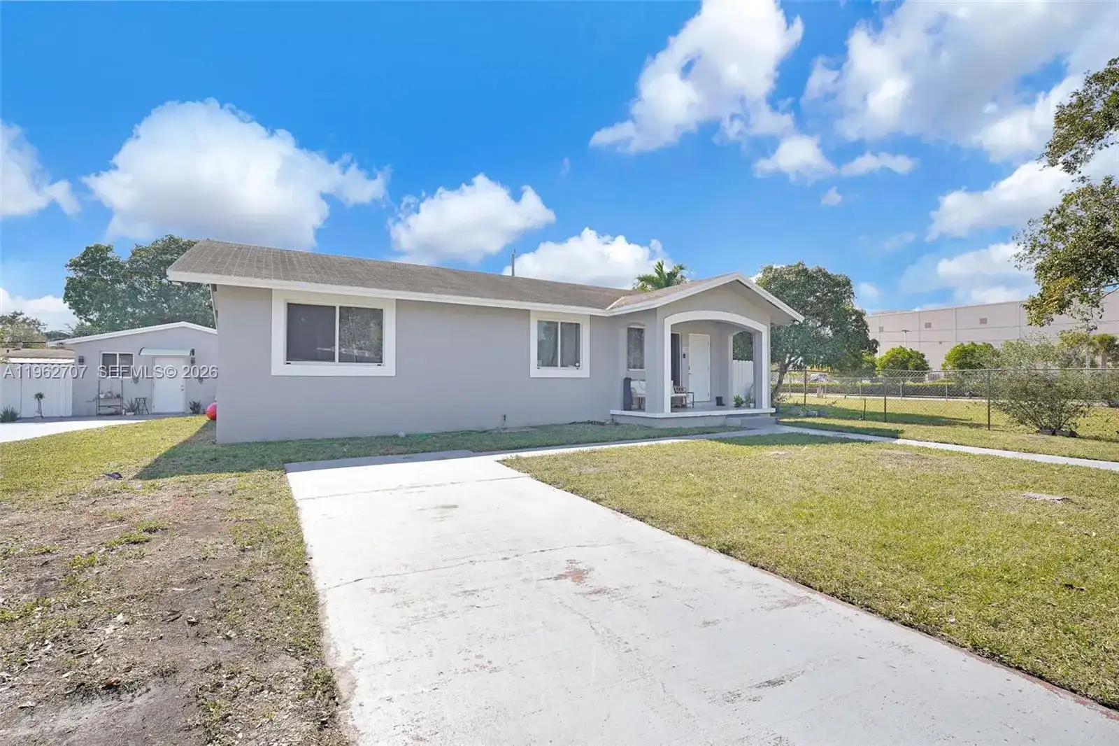 3280 NW 213th Ter, Miami Gardens FL 33056 photo 4