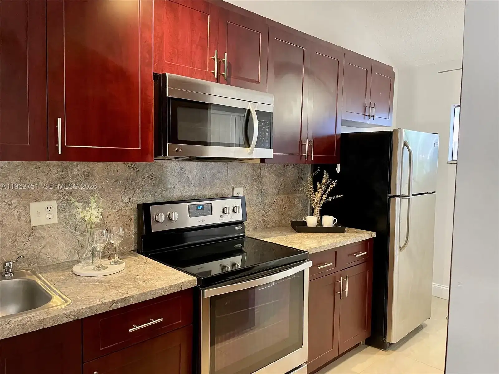 1712 NW 74th Ave # 28, Plantation FL 33313 photo 3
