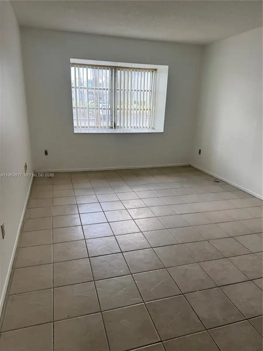 7747 SW 86th St # 105, Miami FL 33143 photo 5