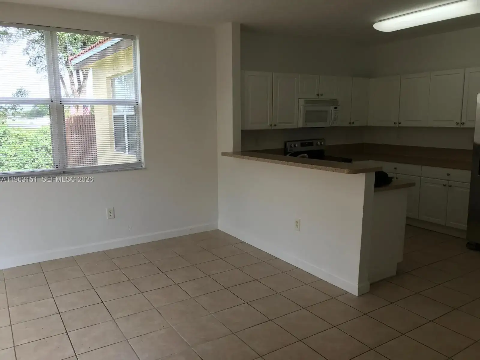 1420 NE 33rd Ave # 15, Homestead FL 33033 photo 3
