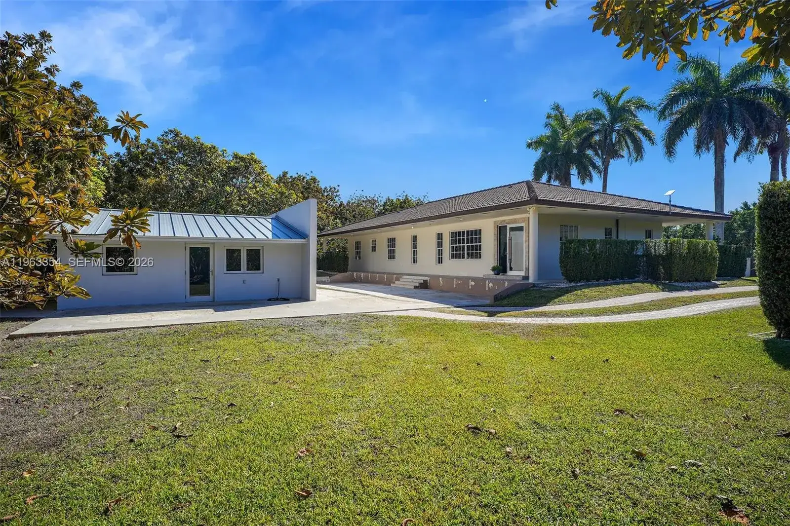 19955 SW 186th St, Miami FL 33187 photo 4