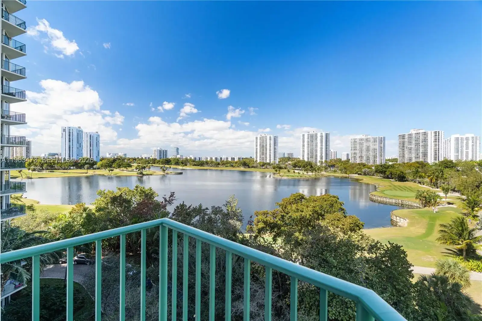 20000 E Country Club Dr # 716, Aventura FL 33180 photo 3