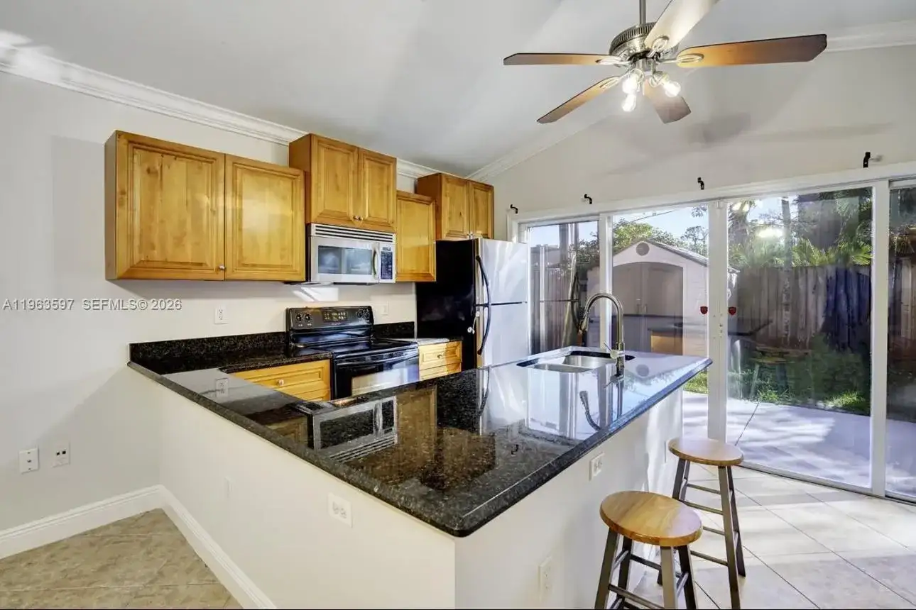 4728 Clemens St # 0, Lake Worth FL 33463 photo 2