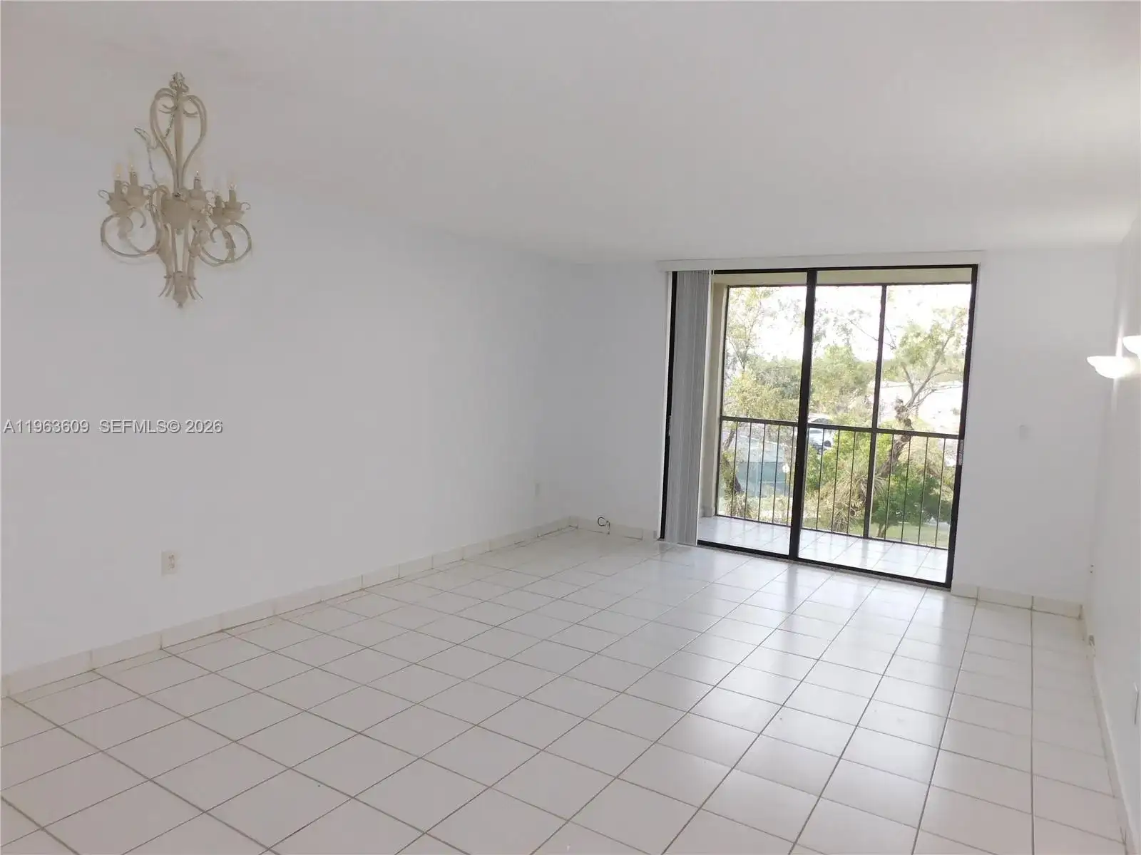 8025 SW 107th AV # 321, Miami FL 33173 photo 4