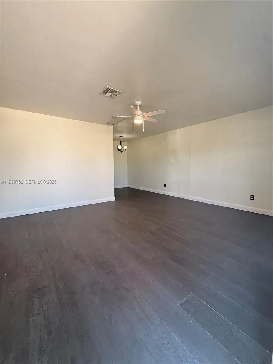 5230 SW 116th Ave # 1, Miami FL 33165 photo 3