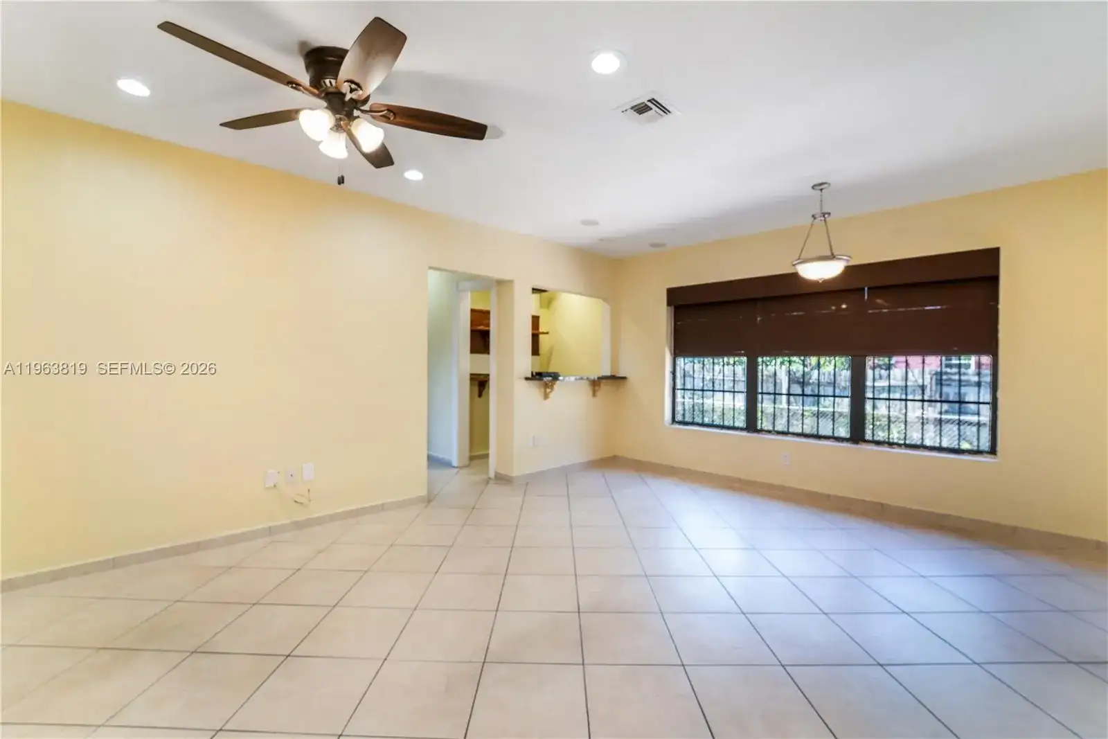 12210 NW 10th Ave, North Miami FL 33168 photo 4