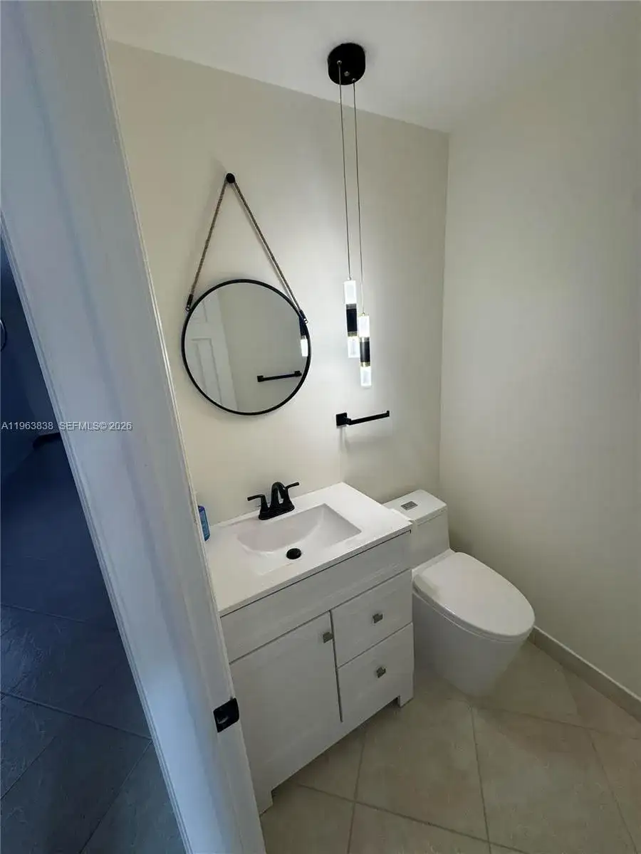 319 Normandy G # 319, Delray Beach FL 33484 photo 5