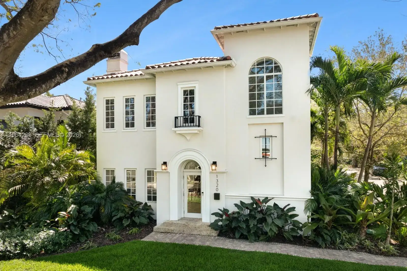 1320 San Benito Ave, Coral Gables FL 33134 photo 3