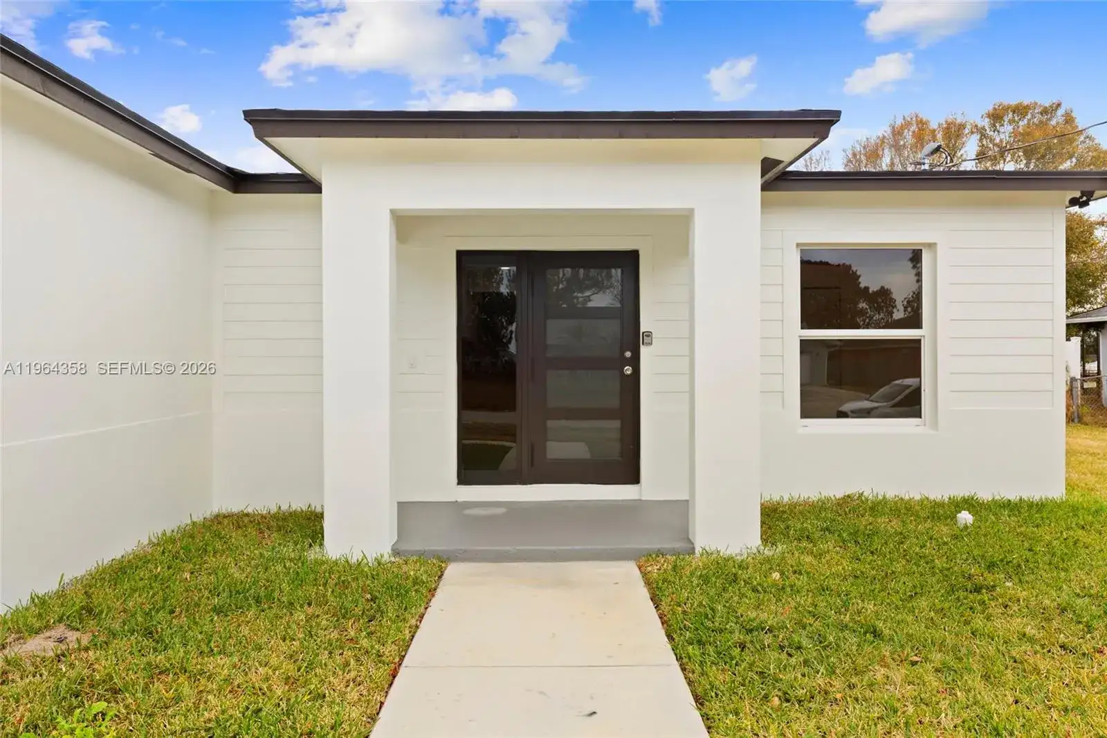 560 SW Carter Ave, Port St. Lucie FL 34983 photo 4
