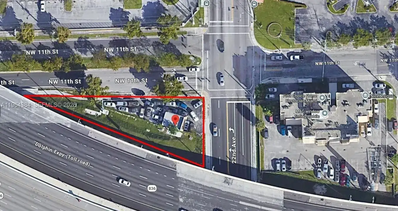 2200 NW 11th St, Miami FL 33125 photo 2