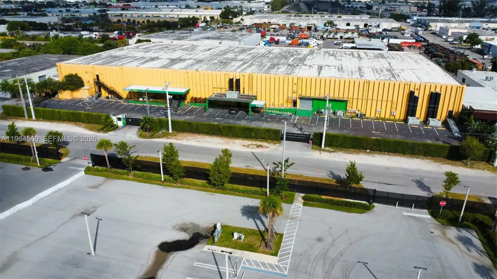 7355 NW 41st St, Miami FL 33166 photo 2