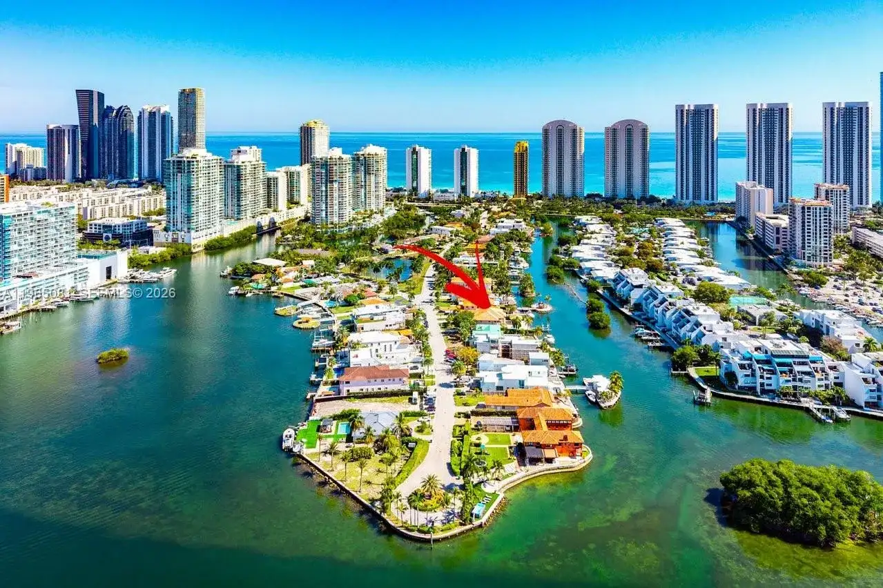 306 Atlantic Ave, Sunny Isles Beach FL 33160 photo 3