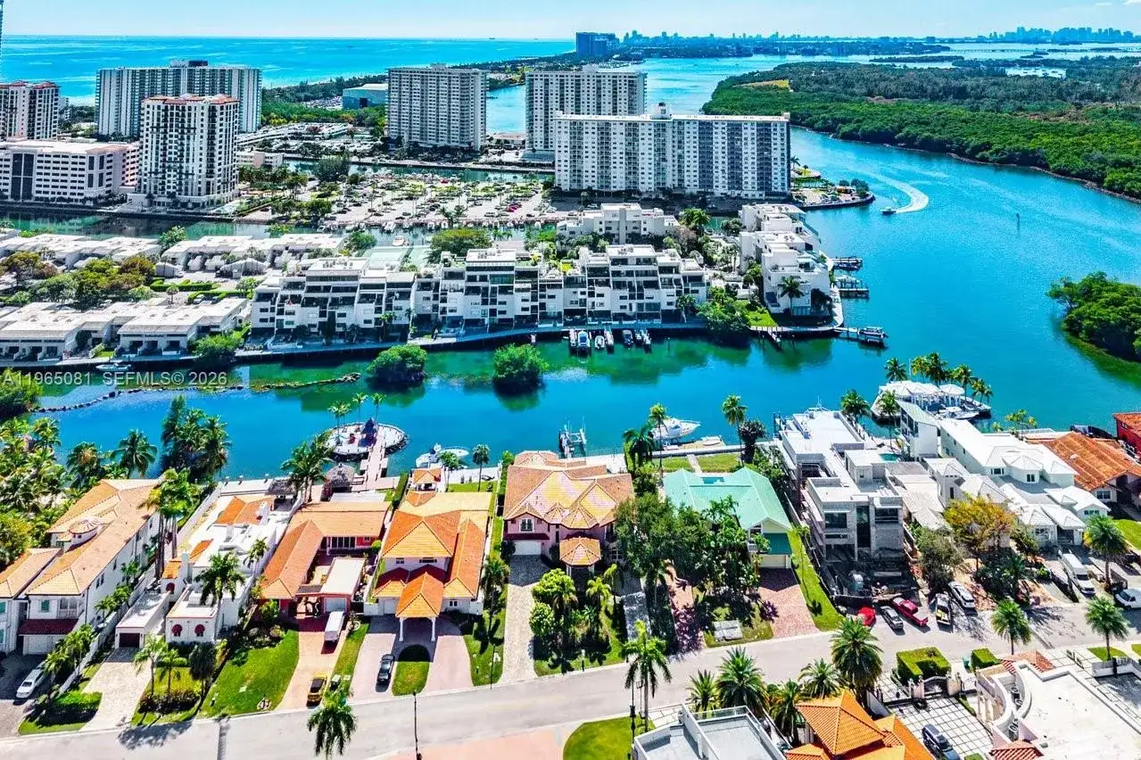 306 Atlantic Ave, Sunny Isles Beach FL 33160 photo 4