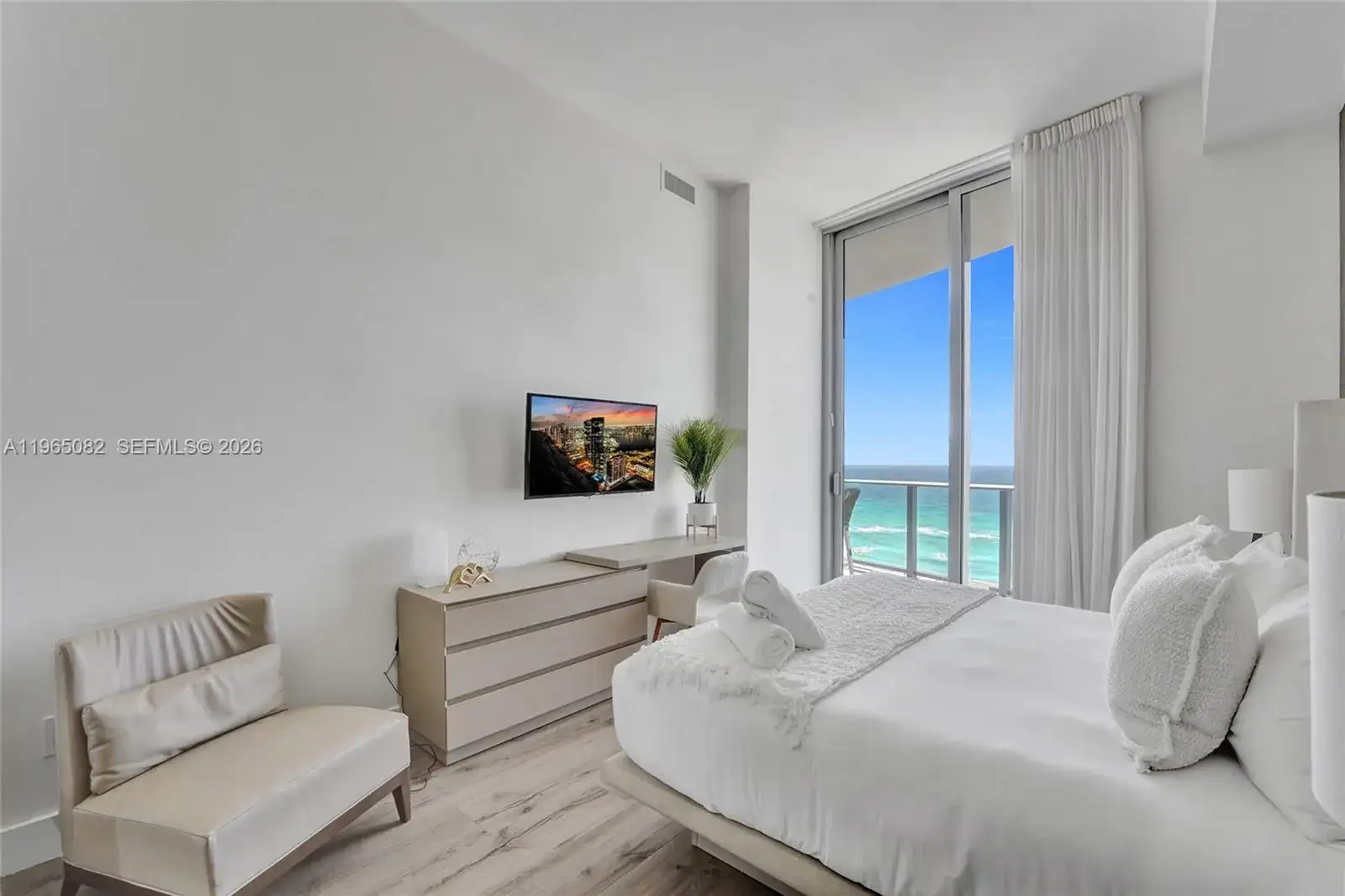 4111 S Ocean Dr # 603, Hollywood FL 33019 photo 4