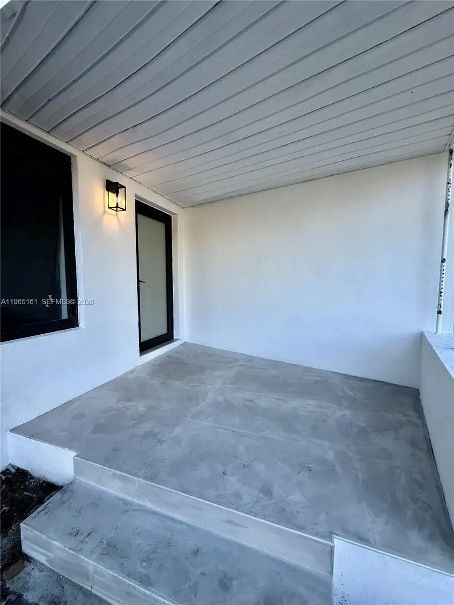12615 N Miami Ave, North Miami FL 33168 photo 3