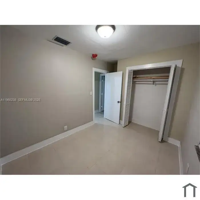 180 NW 71st St # 1, Miami FL 33150 photo 2
