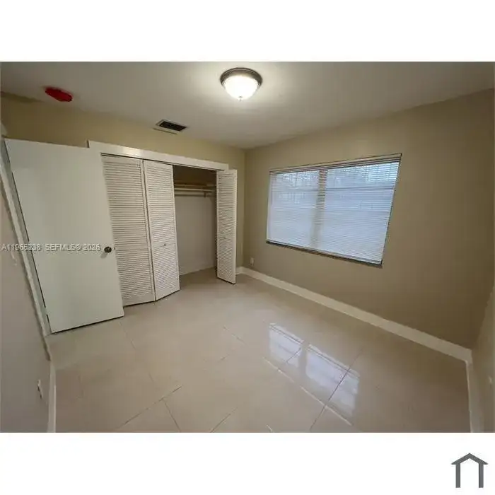 180 NW 71st St # 1, Miami FL 33150 photo 4